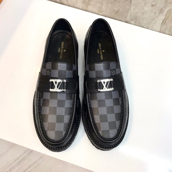 Louis Vuitton Major Loafer - EUR FASHION