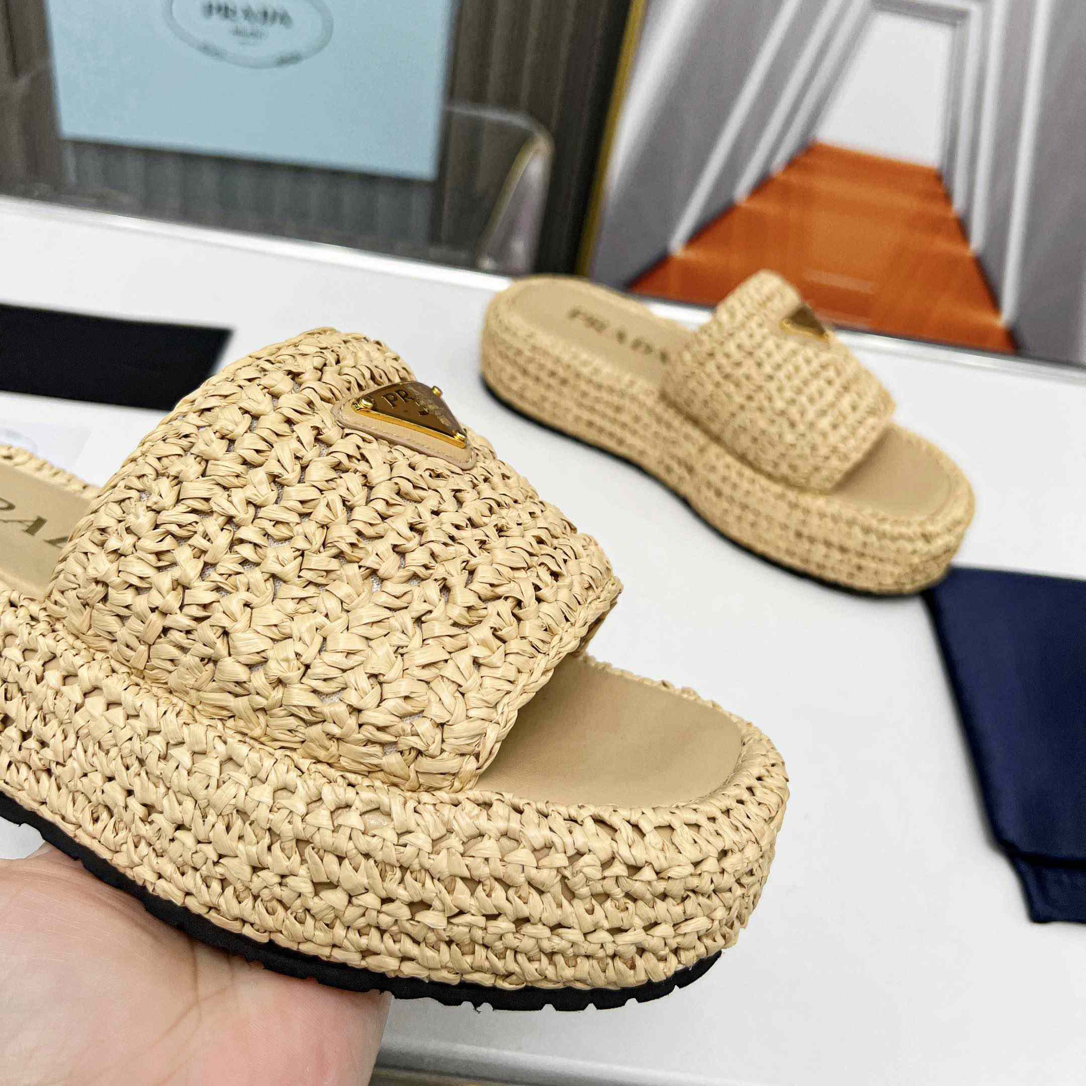 Prada Raffia Single-Band Platform Slides - EUR FASHION