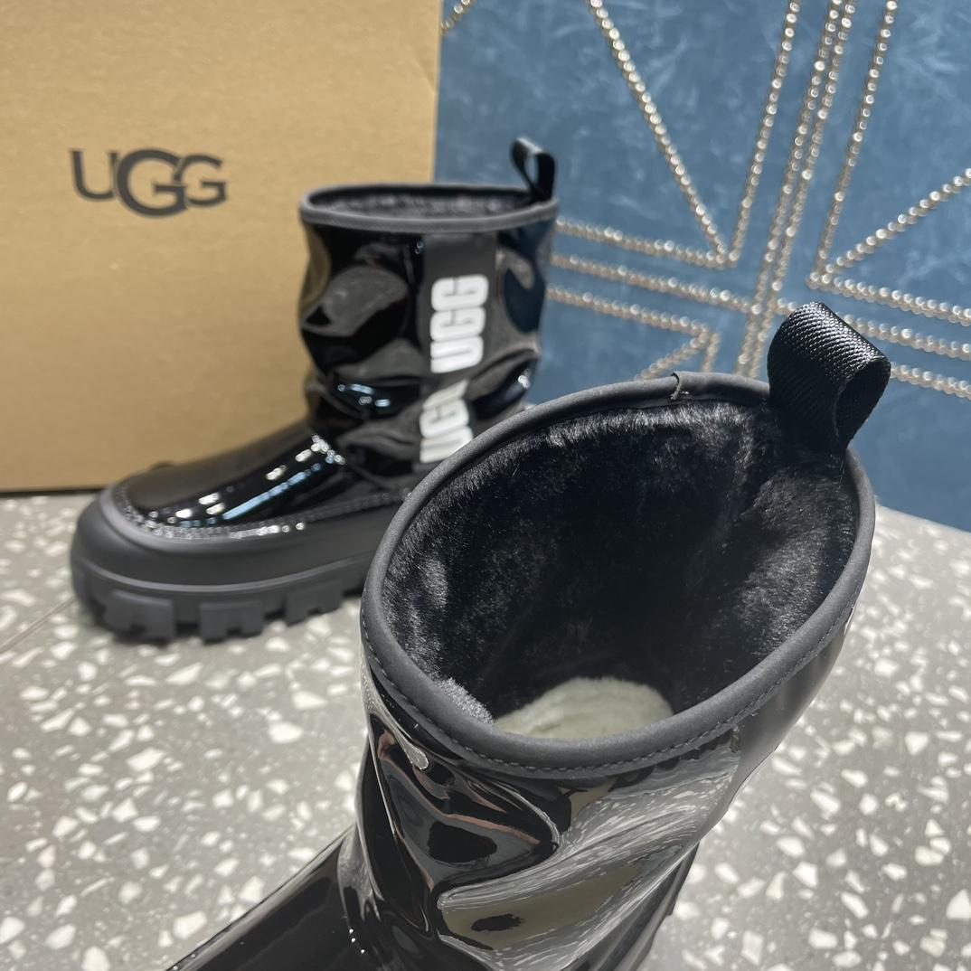 Ugg Classic Brellah Logo-print Boots - EUR FASHION