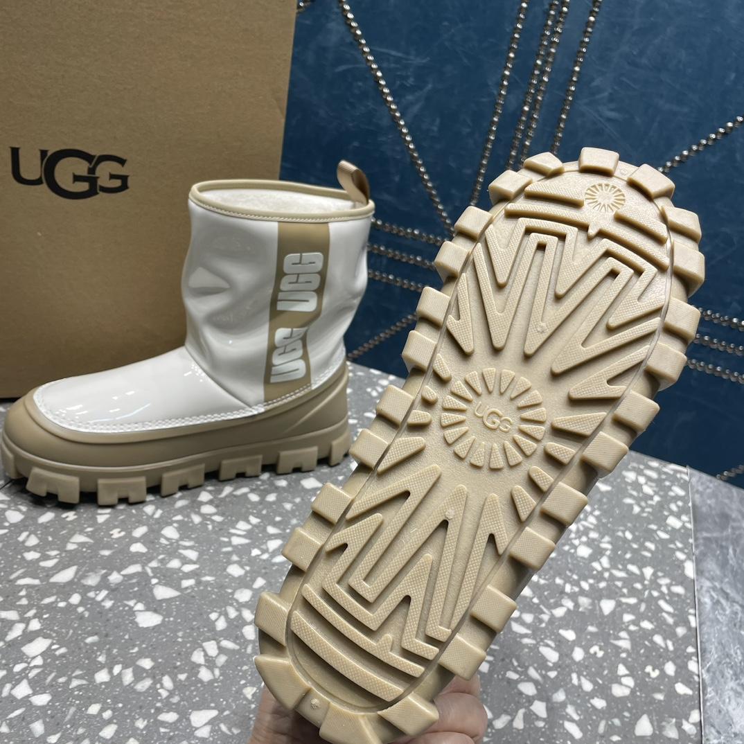 Ugg Classic Brellah Logo-print Boots - EUR FASHION