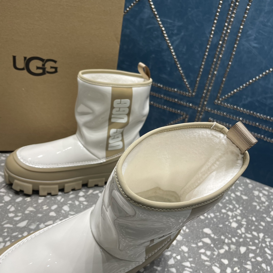 Ugg Classic Brellah Logo-print Boots - EUR FASHION