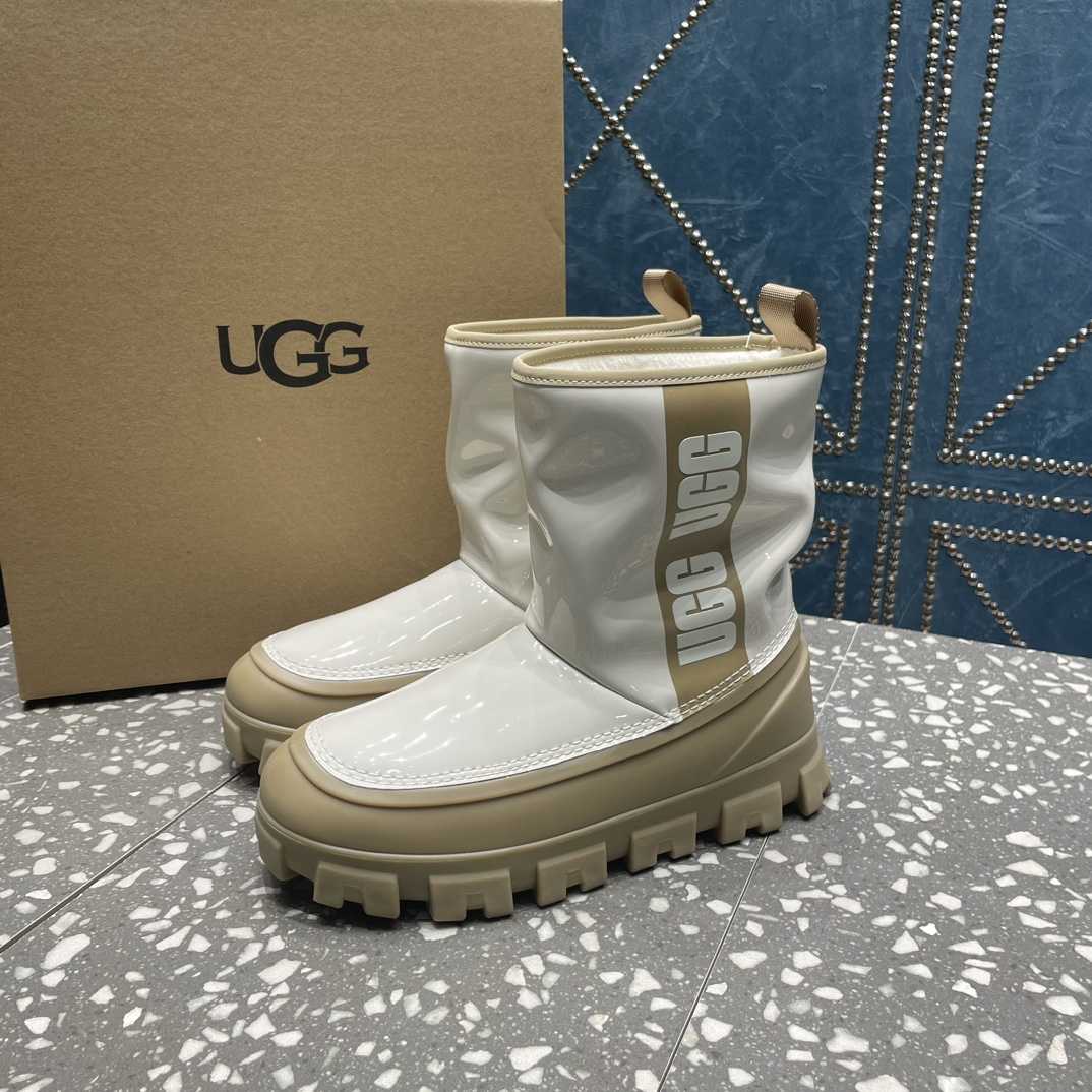 Ugg Classic Brellah Logo-print Boots - EUR FASHION