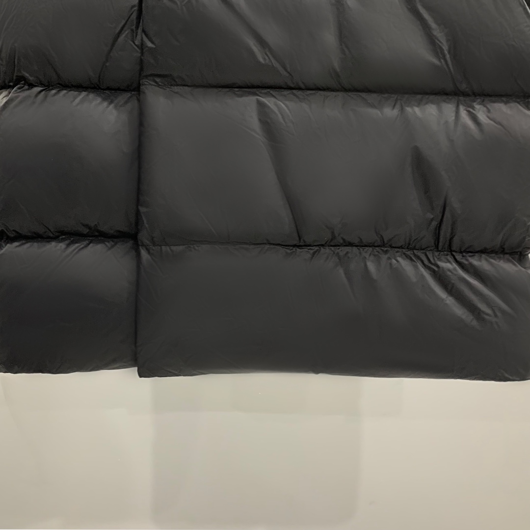 Rick Owens Black Padded Down Vest - EUR FASHION