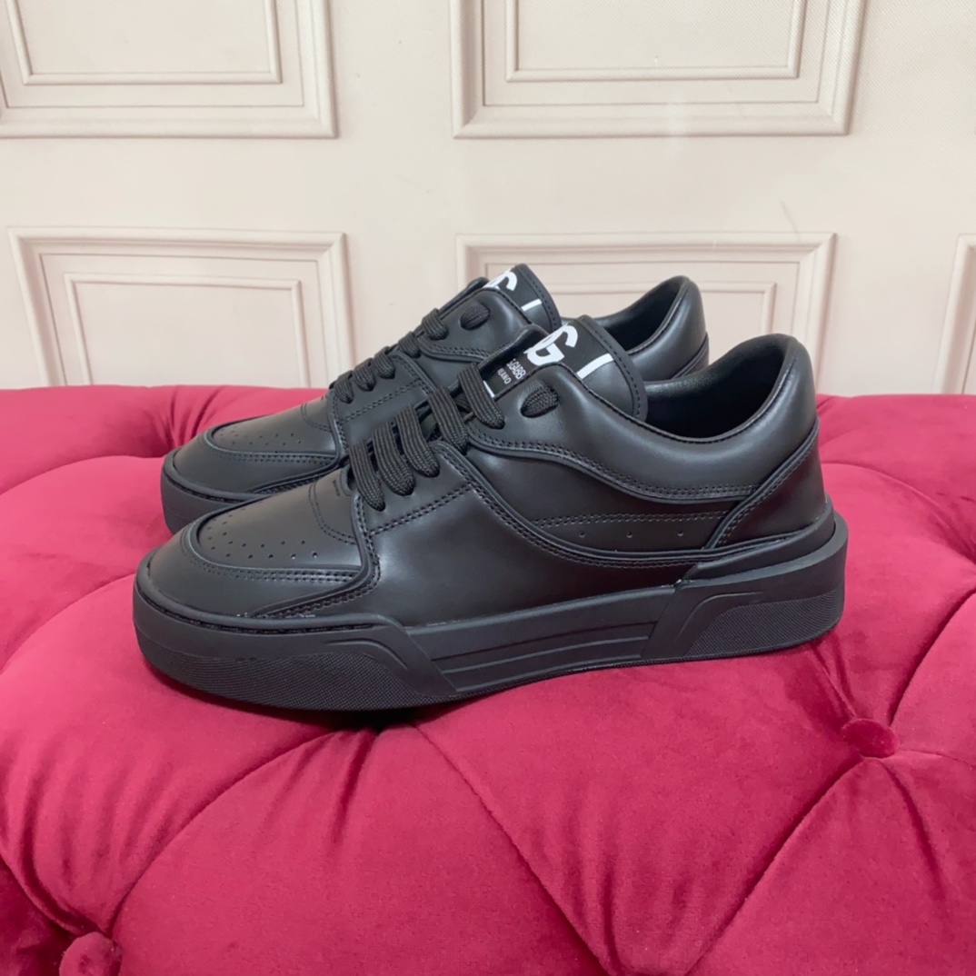 Dolce & Gabbana Black Roma Sneakers - EUR FASHION