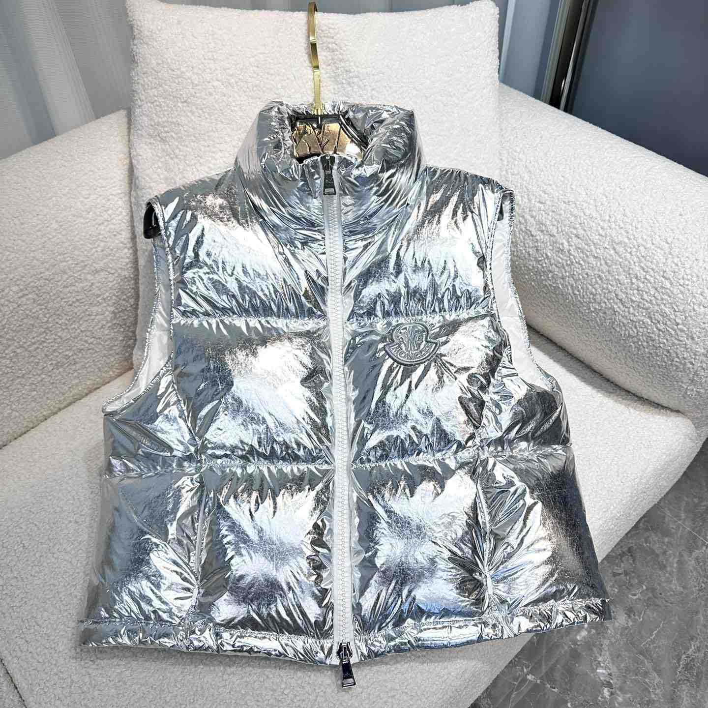 Moncler Blavet Down Gilet - EUR FASHION