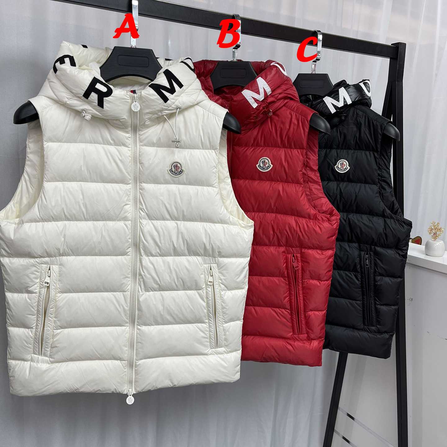 Moncler Down Binet Vest - EUR FASHION