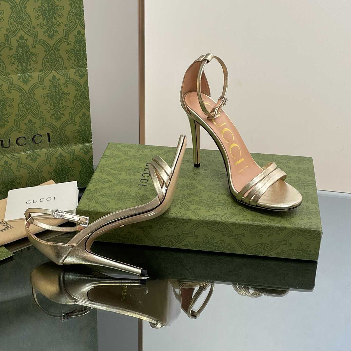 Gucci Women's Heeled Metallic Sandal - EUR FASHION