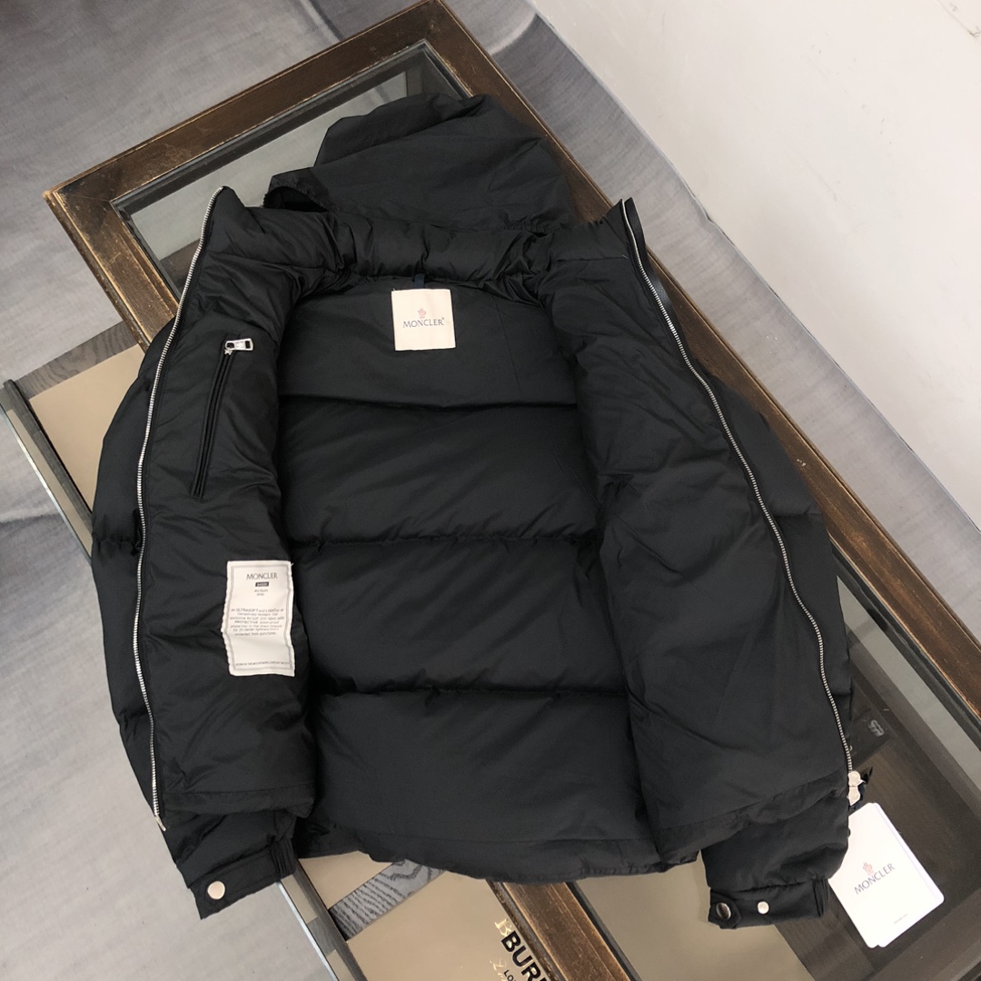 Moncler Besbre Short Down Jacket - EUR FASHION