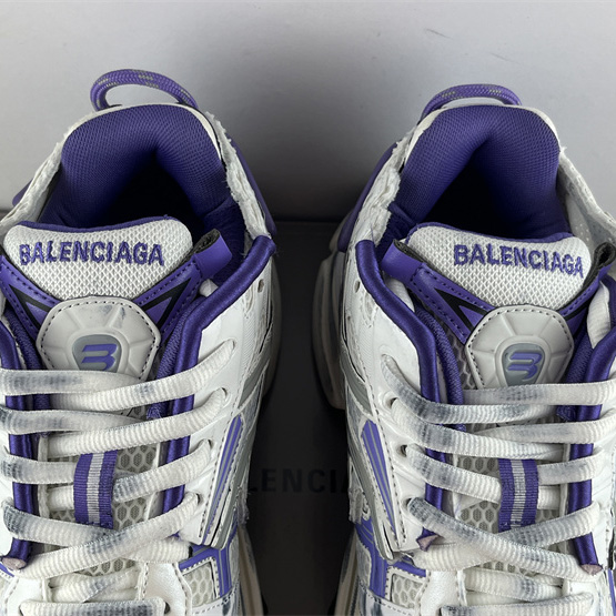 Balenciaga Runner Sneaker  - EUR FASHION