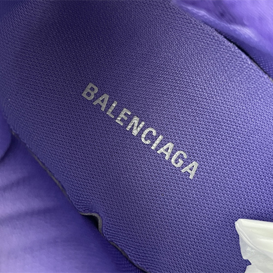 Balenciaga Runner Sneaker  - EUR FASHION