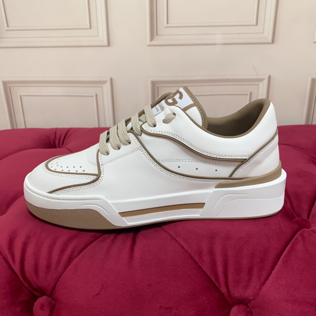 Dolce & Gabbana White New Roma Sneakers - EUR FASHION