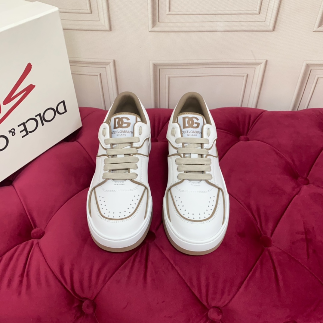 Dolce & Gabbana White New Roma Sneakers - EUR FASHION