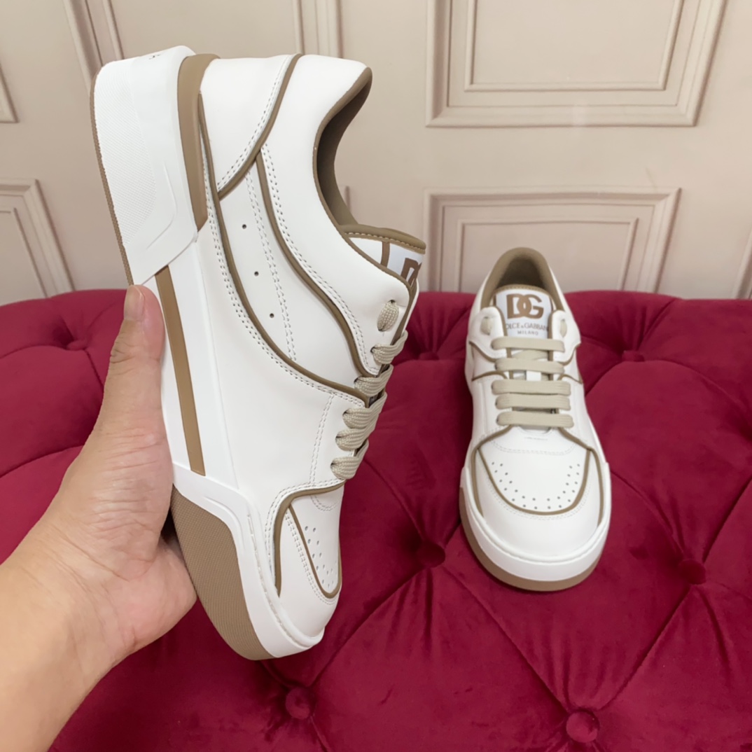 Dolce & Gabbana White New Roma Sneakers - EUR FASHION