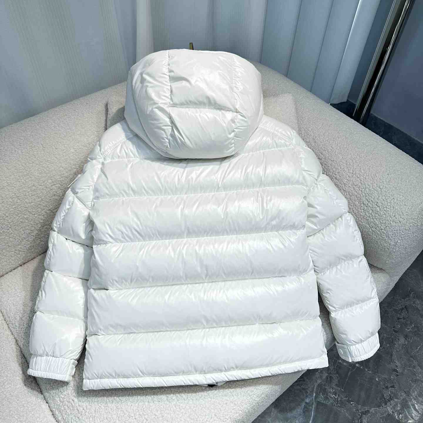 Moncler Maire Short Down Jacket - EUR FASHION