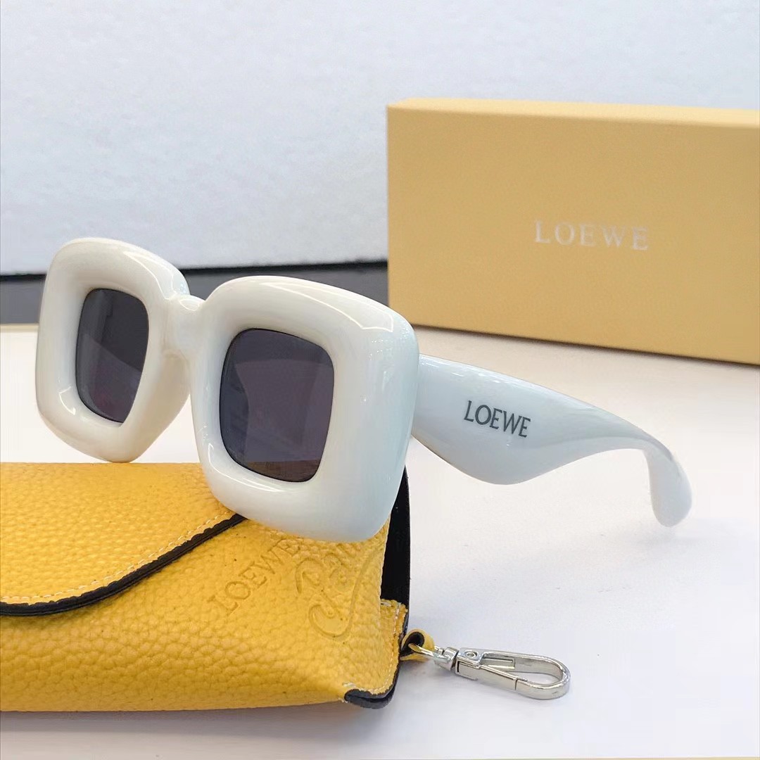 Loewe Square Sunglasses - EUR FASHION