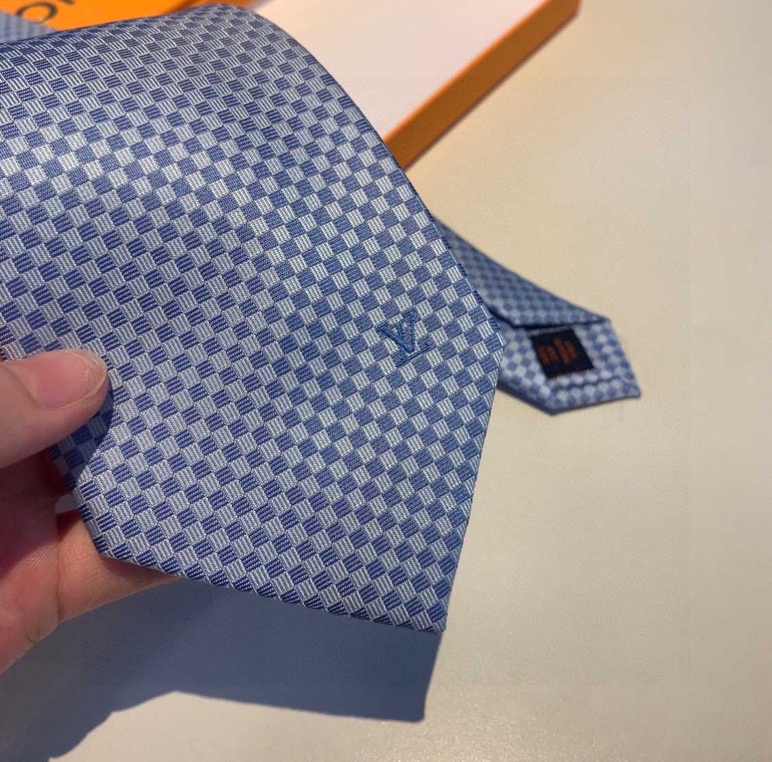 Louis Vuitton Micro Damier Tie - EUR FASHION