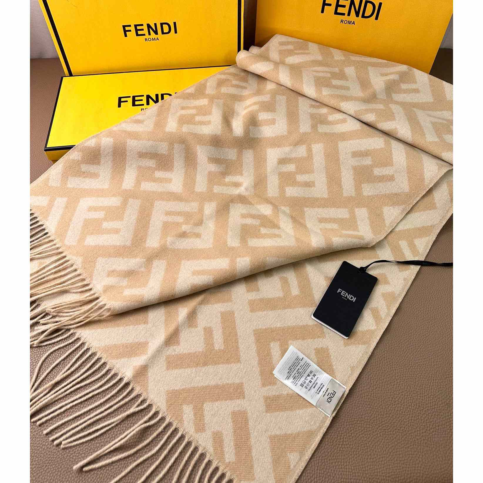 Fendi Beige Cashmere Scarf - EUR FASHION