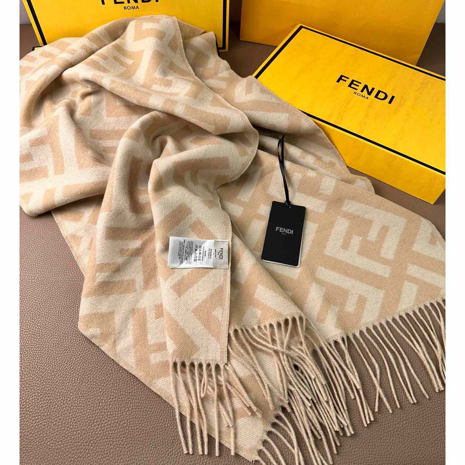 Fendi Beige Cashmere Scarf - EUR FASHION