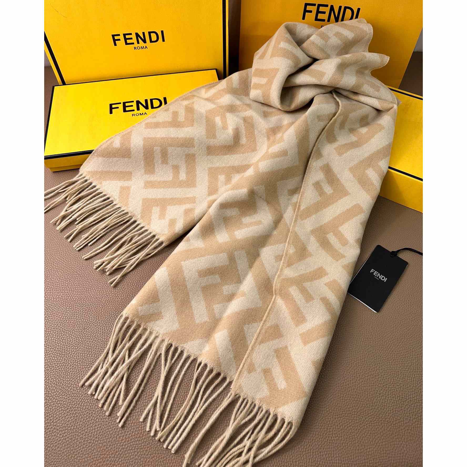 Fendi Beige Cashmere Scarf - EUR FASHION