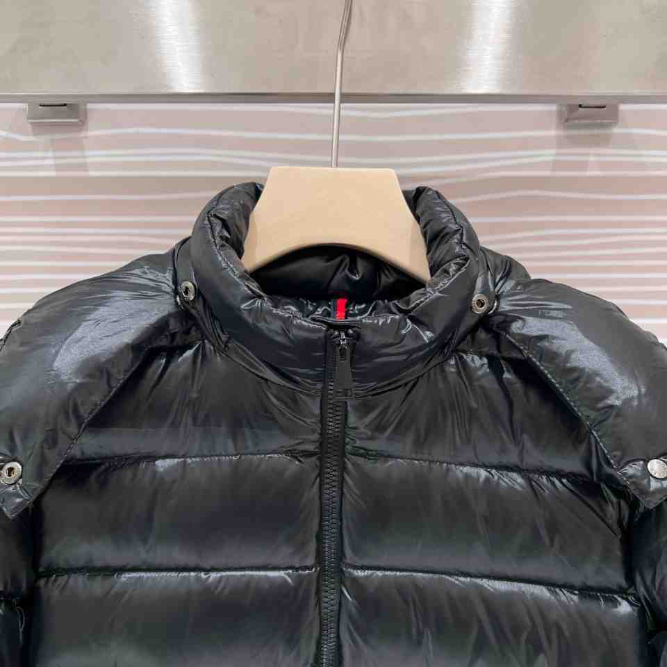 Moncler Bady Short Down Jacket - EUR FASHION