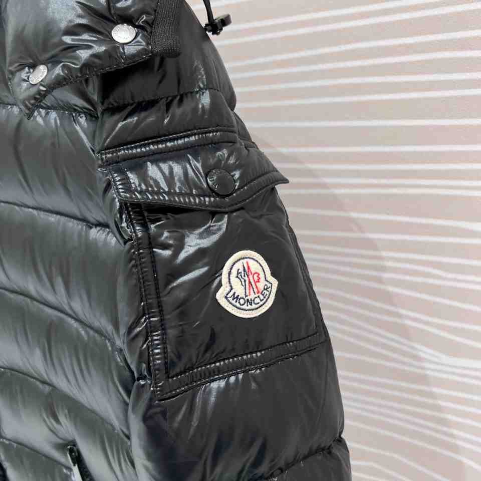 Moncler Bady Short Down Jacket - EUR FASHION