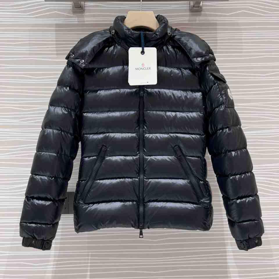 Moncler Bady Short Down Jacket - EUR FASHION