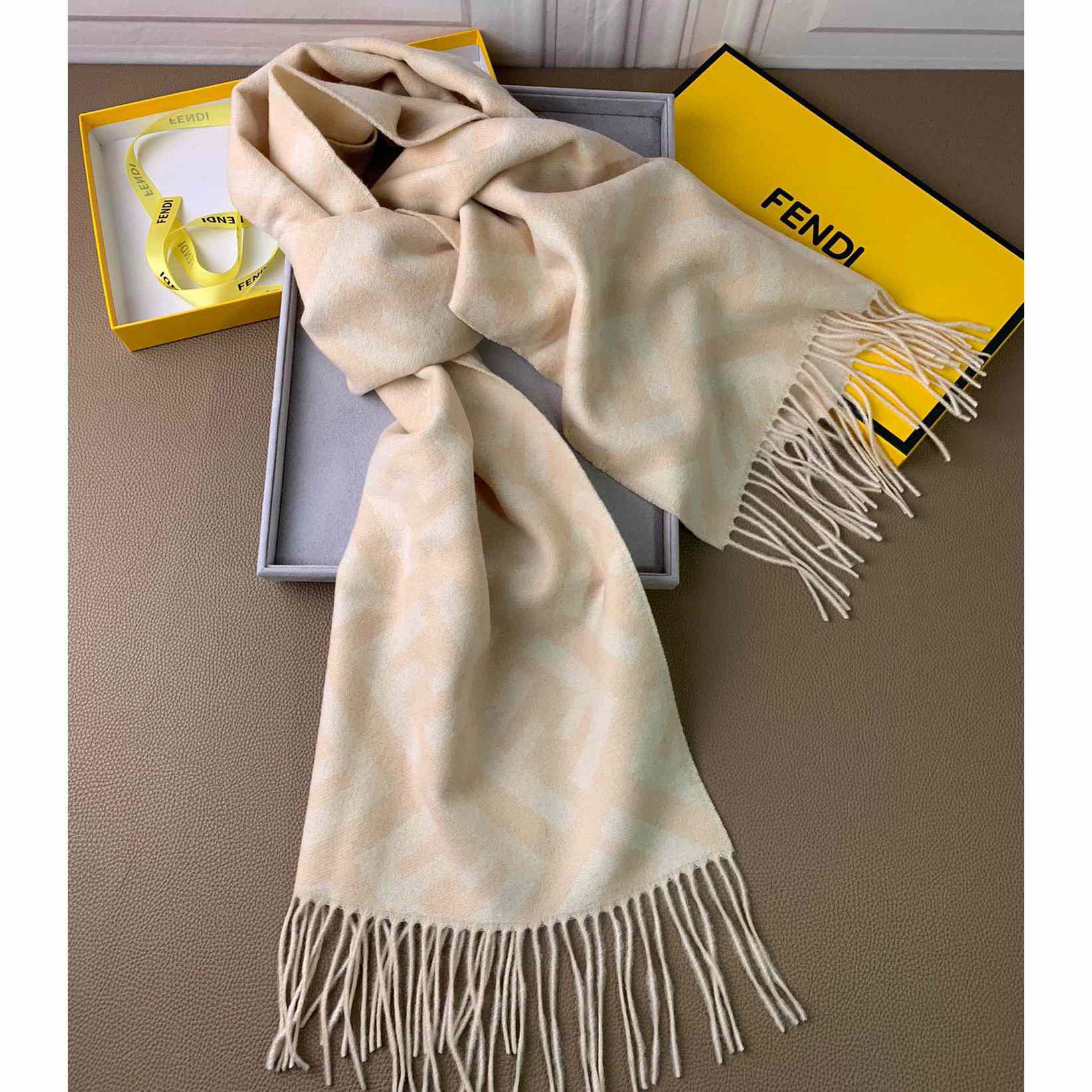 Fendi Pale Pink Cashmere Scarf - EUR FASHION