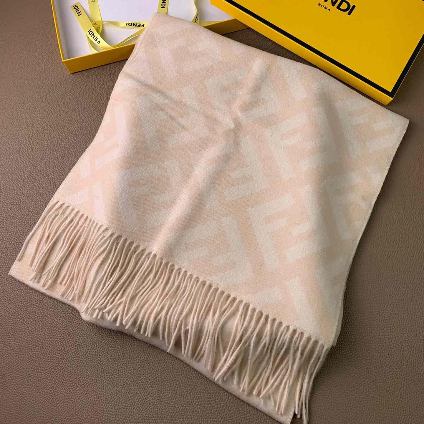 Fendi Pale Pink Cashmere Scarf - EUR FASHION