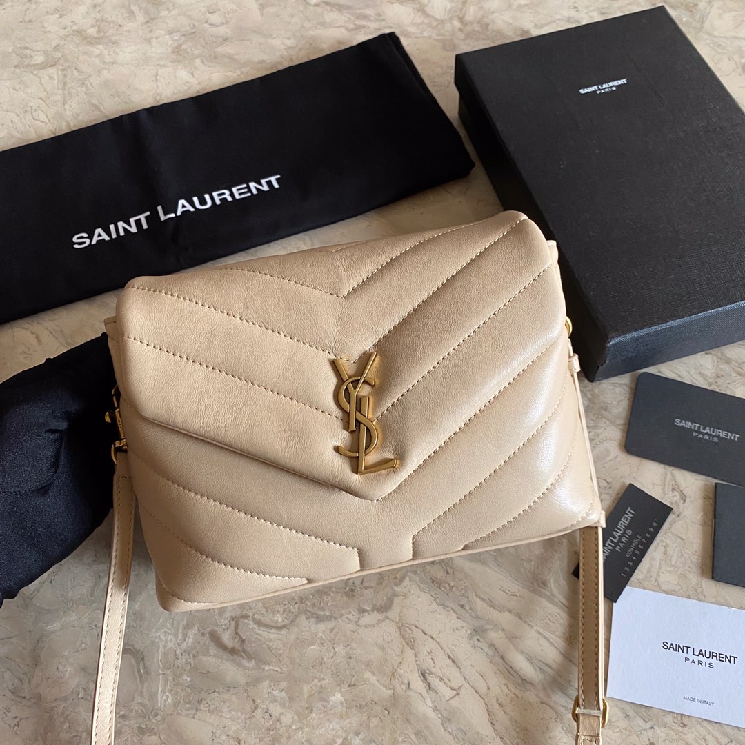 Saint Laurent Loulou Toy Strap Bag (20x7x15cm) - EUR FASHION