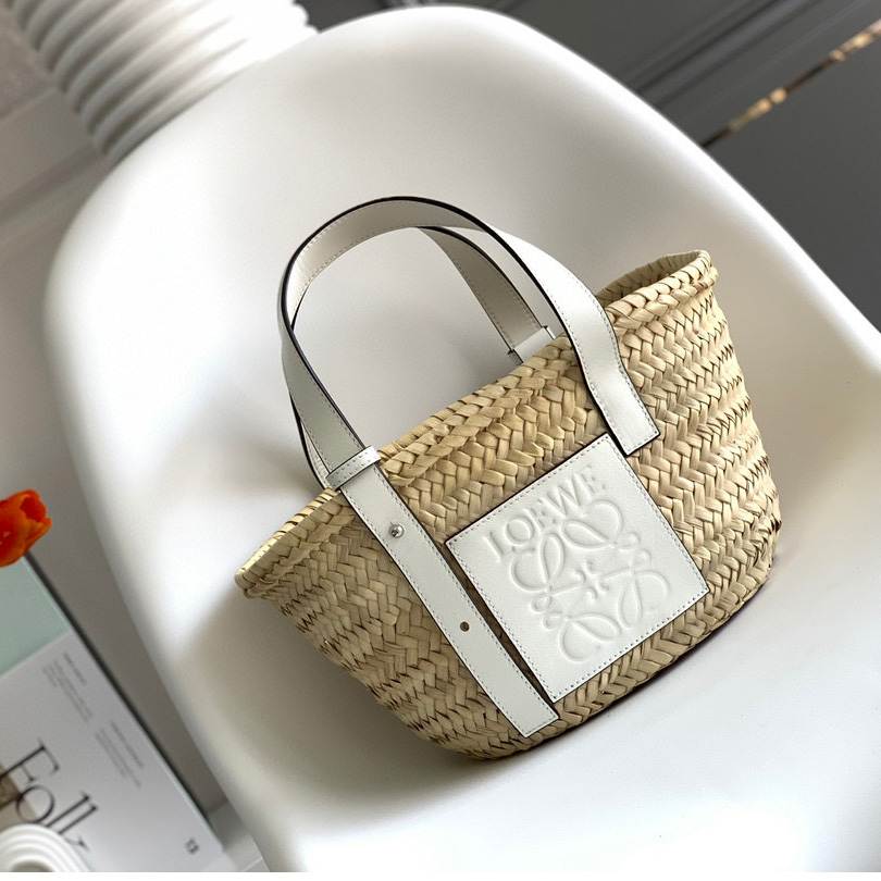 Loewe Leather Logo Basket - EUR FASHION