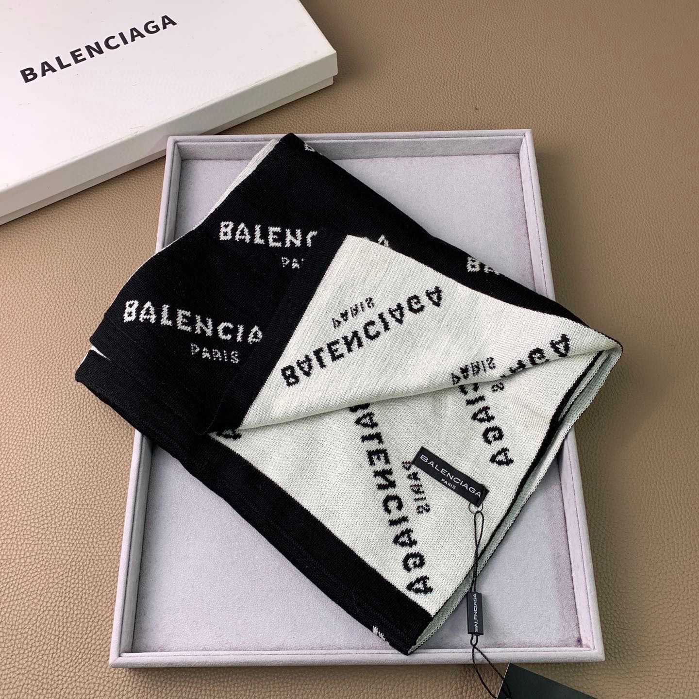 Balenciaga Allover Logo Scarf - EUR FASHION