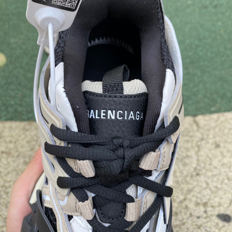 Balenciaga Track 3.0 Sneaker  - EUR FASHION