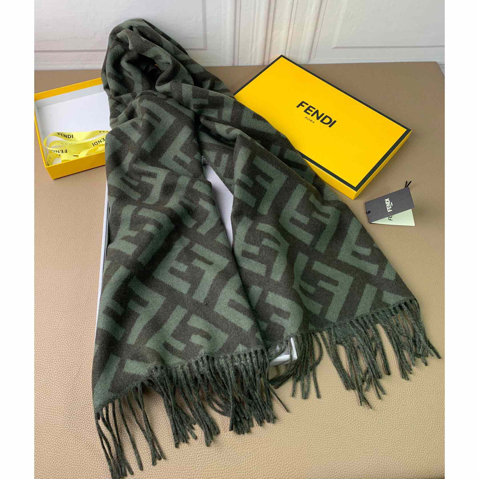 Fendi Green Cashmere Scarf - EUR FASHION