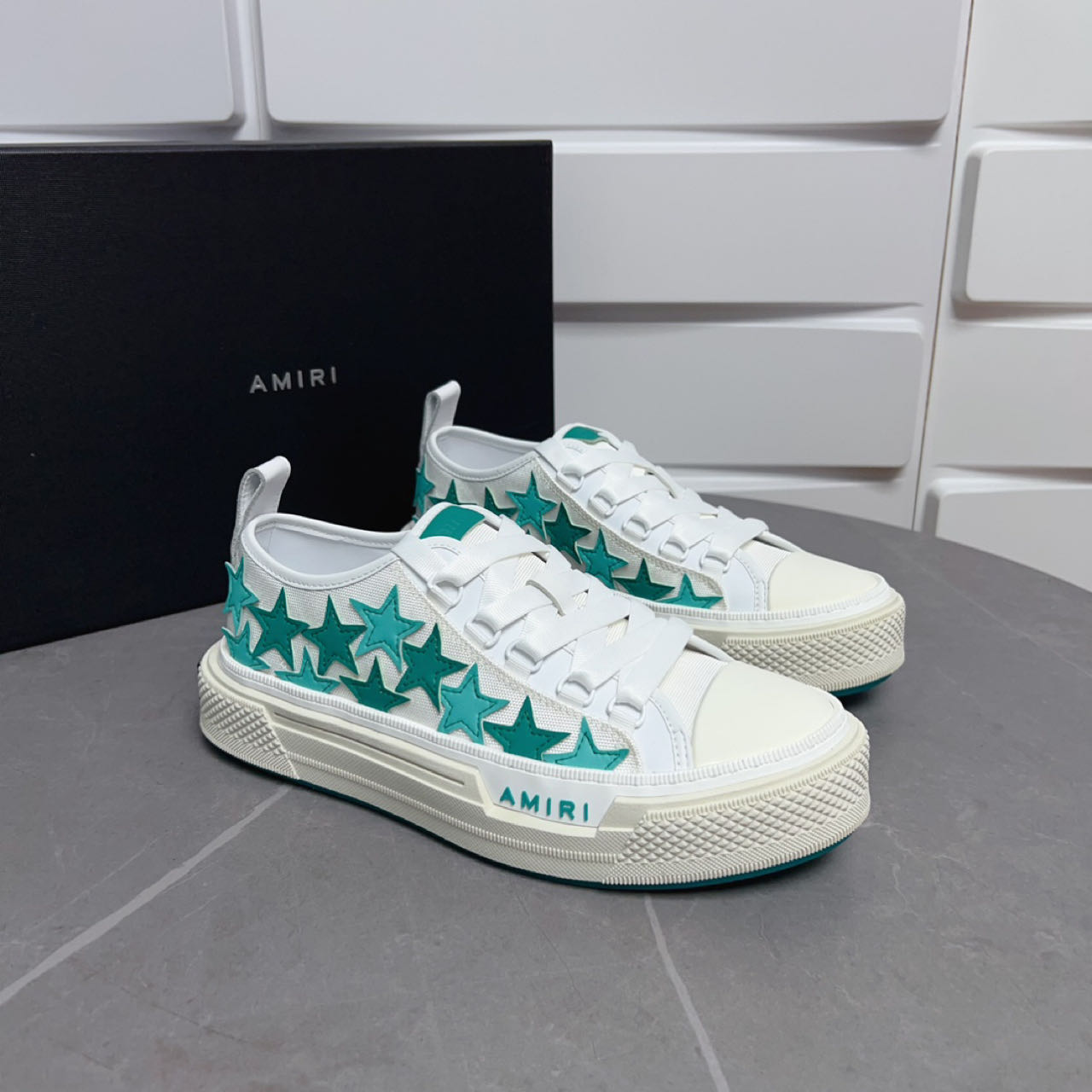 Amiri Stars Court Low Sneakers - EUR FASHION