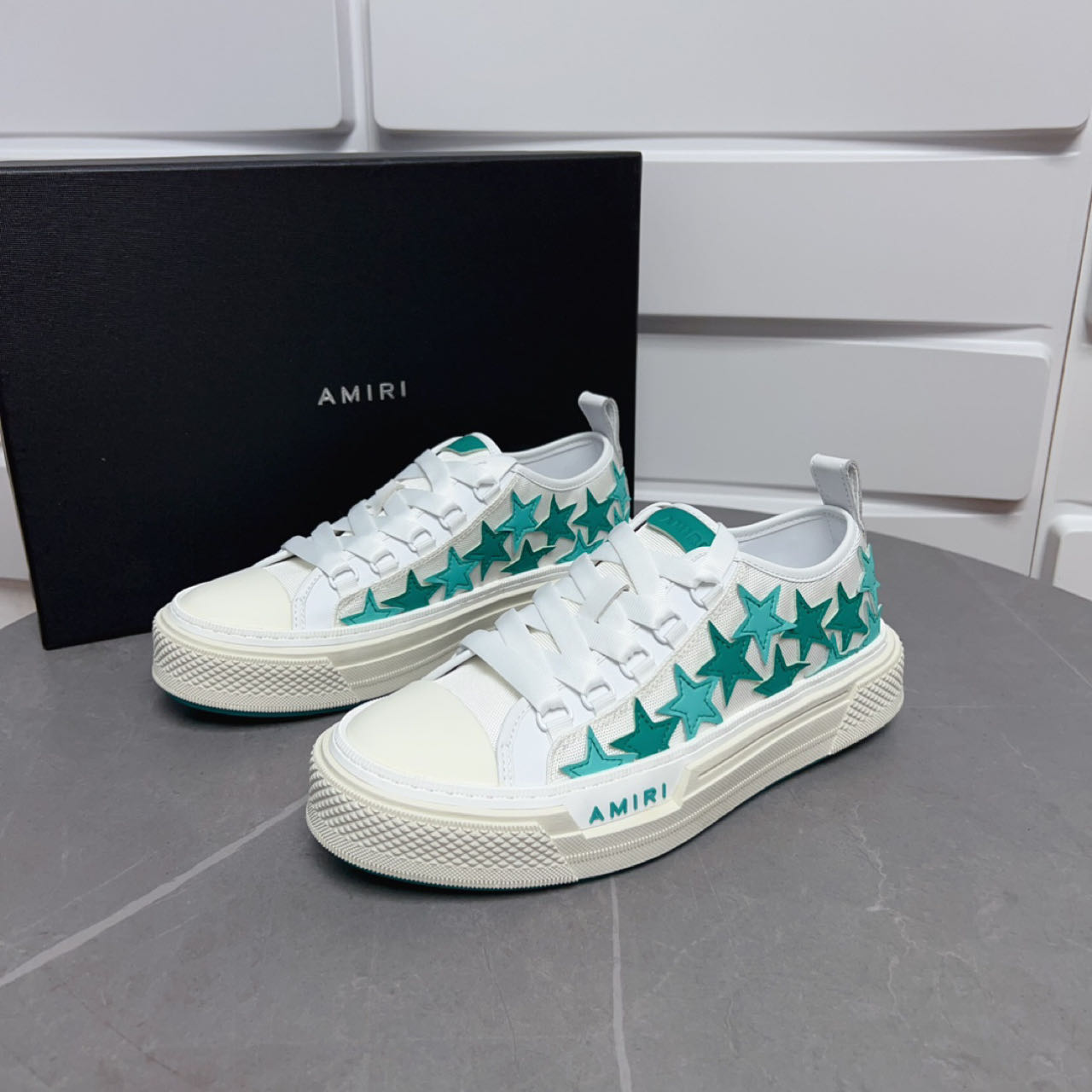 Amiri Stars Court Low Sneakers - EUR FASHION