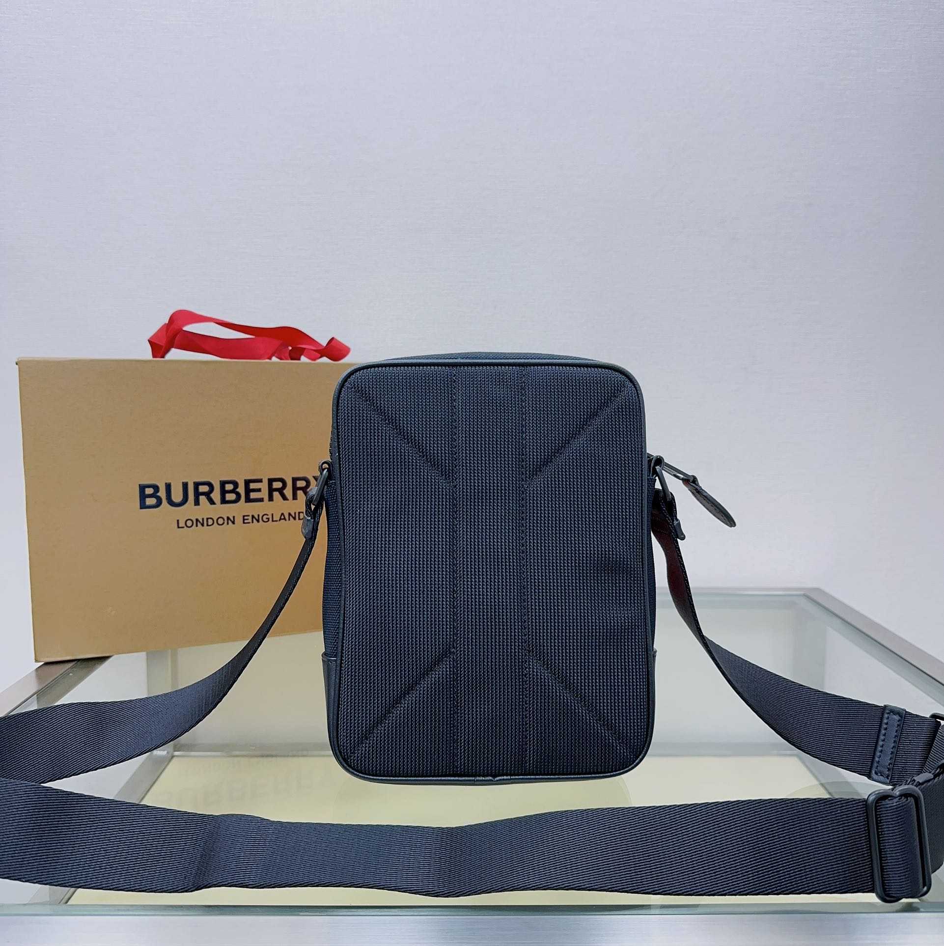 Burberry Freddie Bag   - EUR FASHION