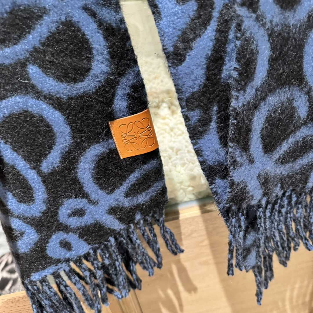 Loewe Anagram Scarf In Alpaca And Wool - EUR FASHION