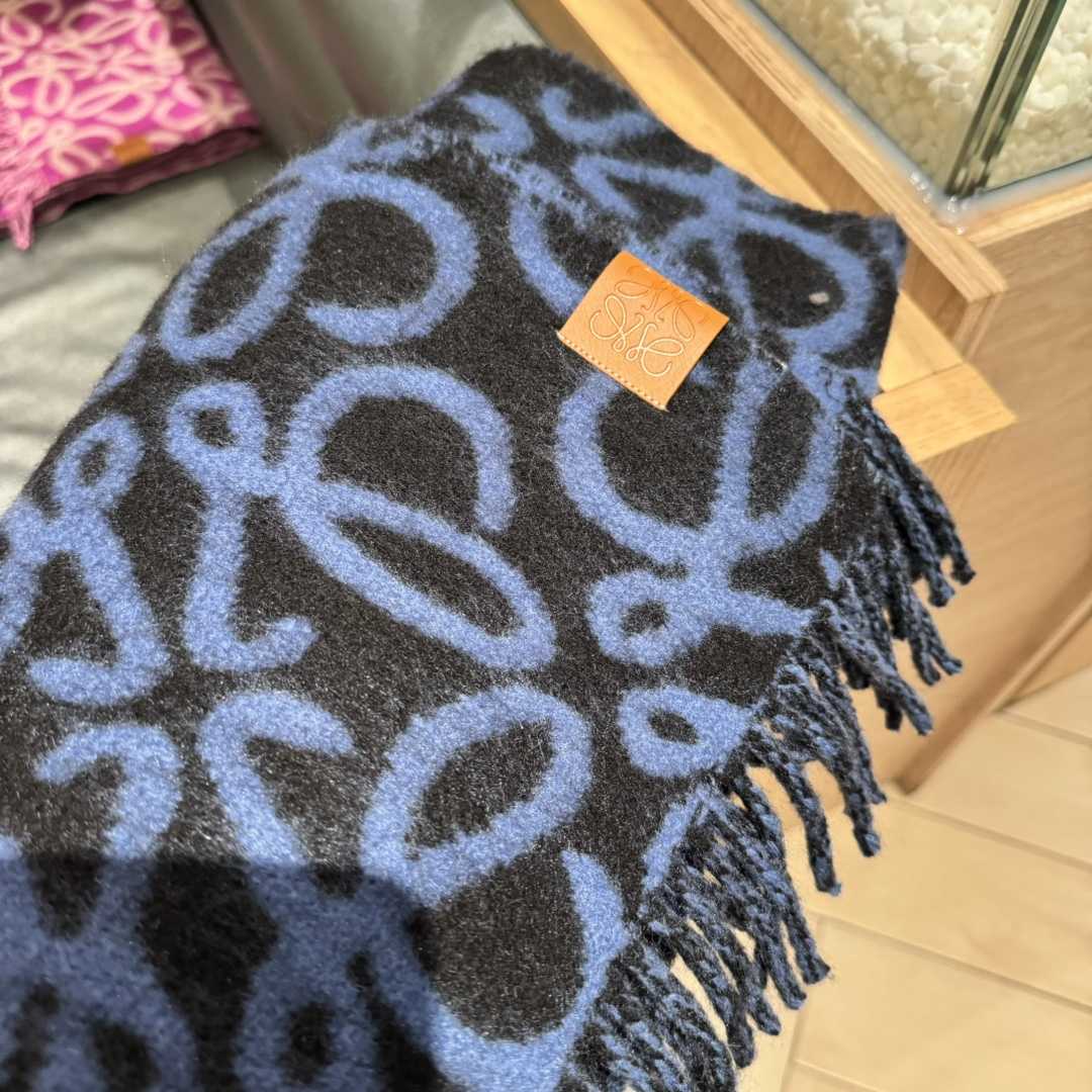 Loewe Anagram Scarf In Alpaca And Wool - EUR FASHION