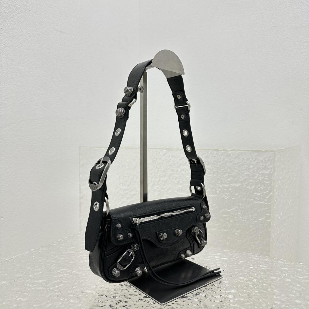 Balenciaga Le Cagole XS Sling Bag  - EUR FASHION