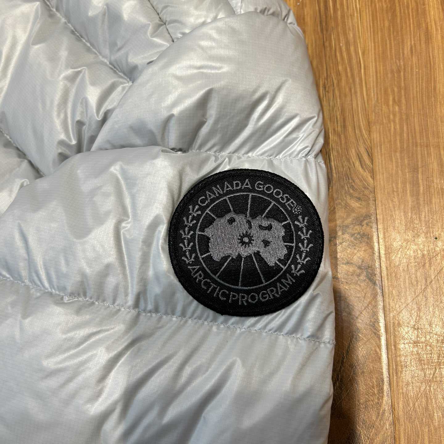 Canada Goose Logo-patch Padded Jacket - EUR FASHION