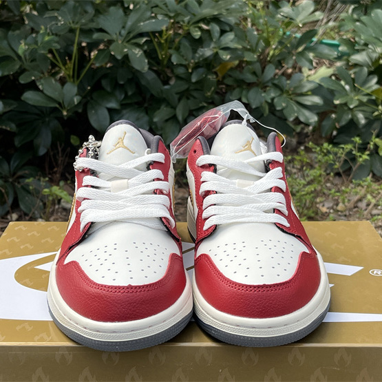  Air Jordan 1 Low SE “Year of the Dragon” Sneaker   FJ5735-100 - EUR FASHION