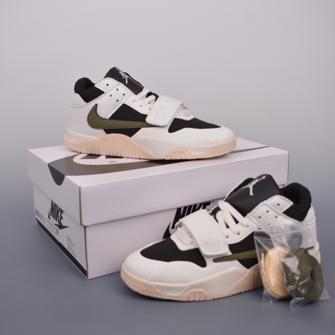 Travis Scott x Jordan Executive The Check Sneaker    FZ8117 - EUR FASHION