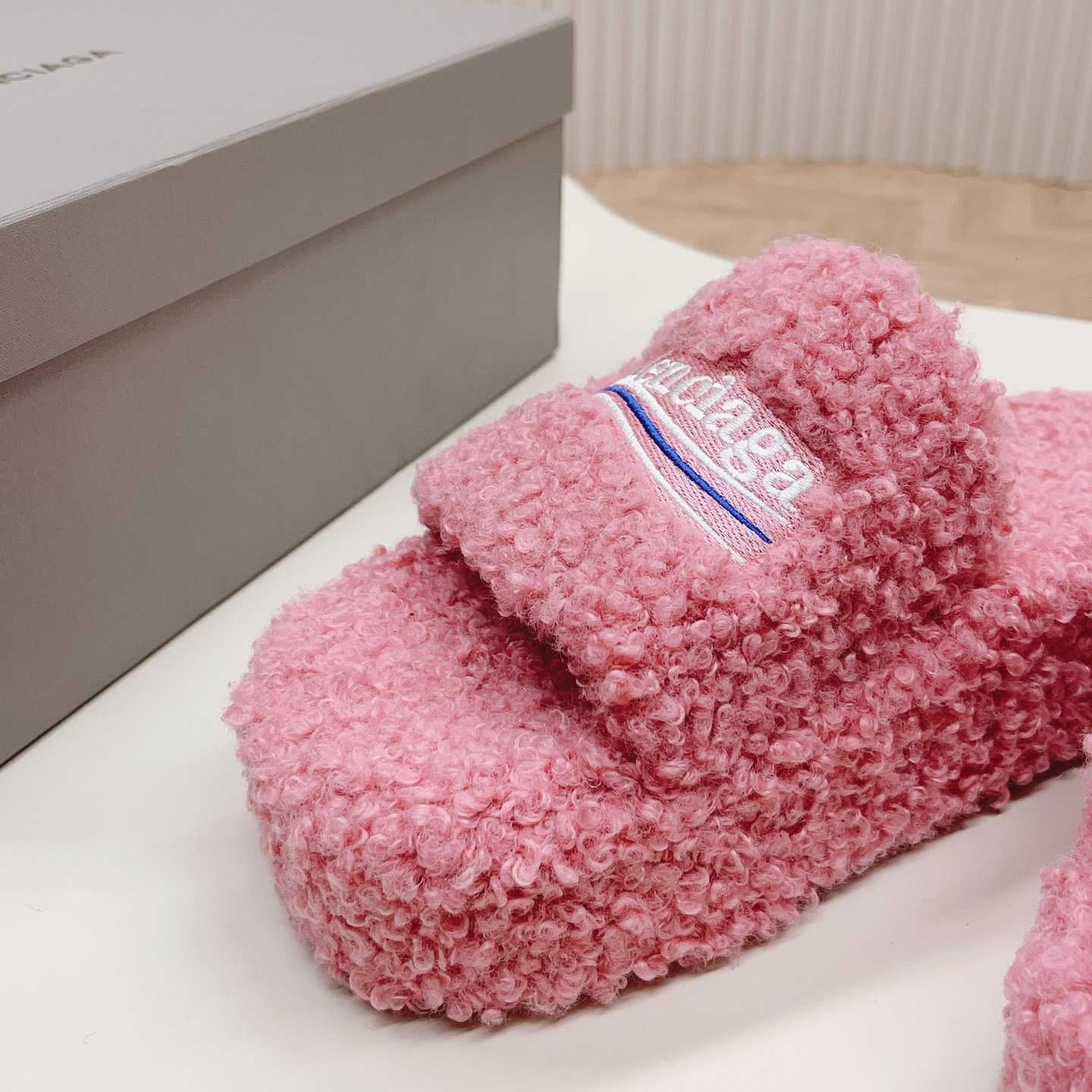 Balenciaga Furry Platform Sandal In Pink - EUR FASHION