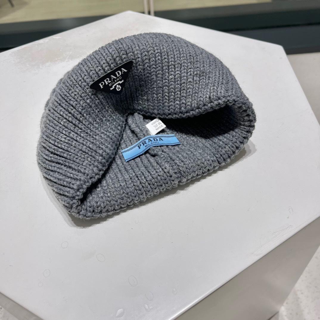 Prada Wool And Cashmere Beanie - EUR FASHION