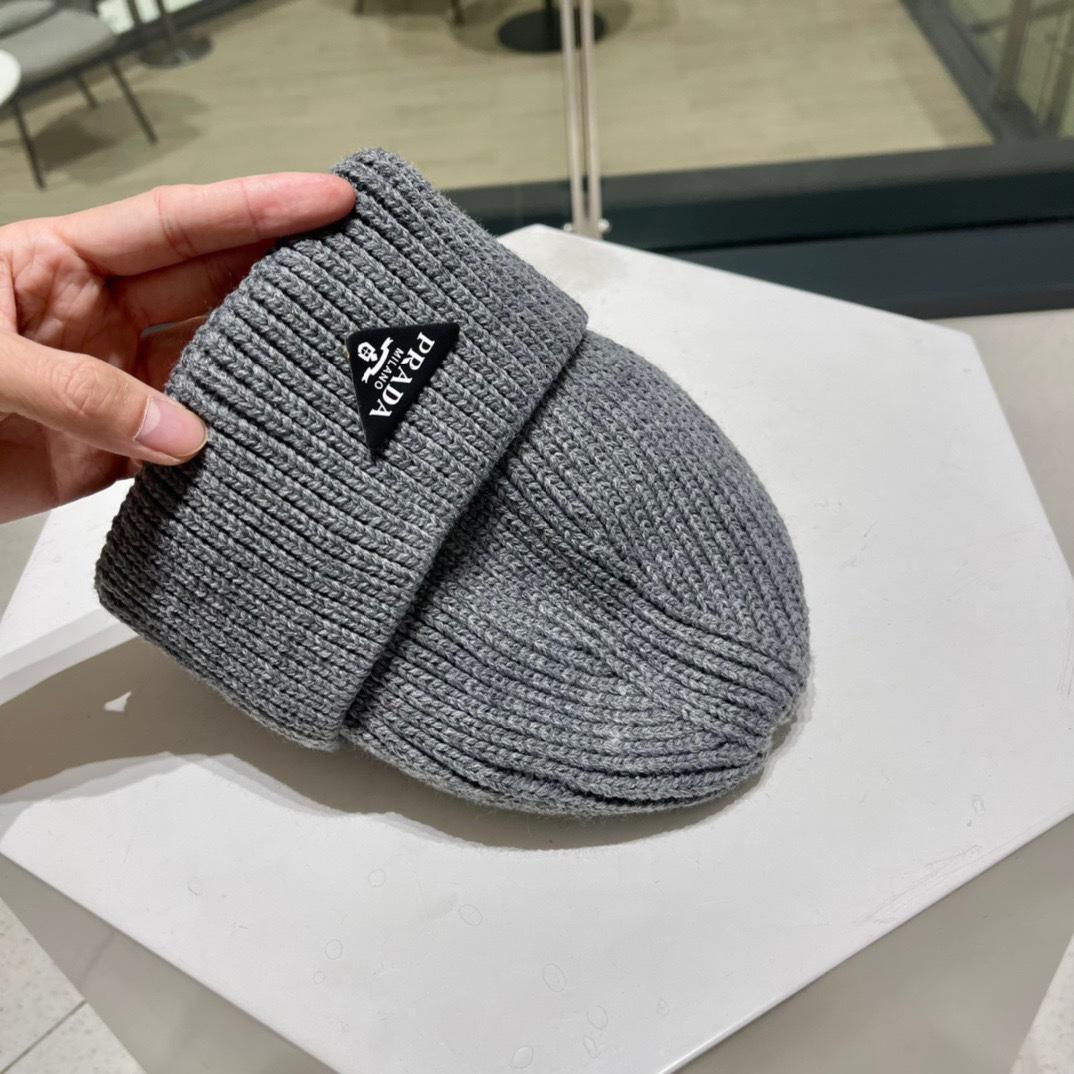 Prada Wool And Cashmere Beanie - EUR FASHION