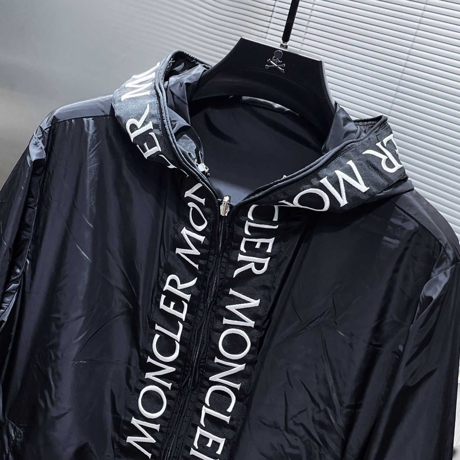 Moncler Black Massereau Logo Trim Windbreaker - EUR FASHION