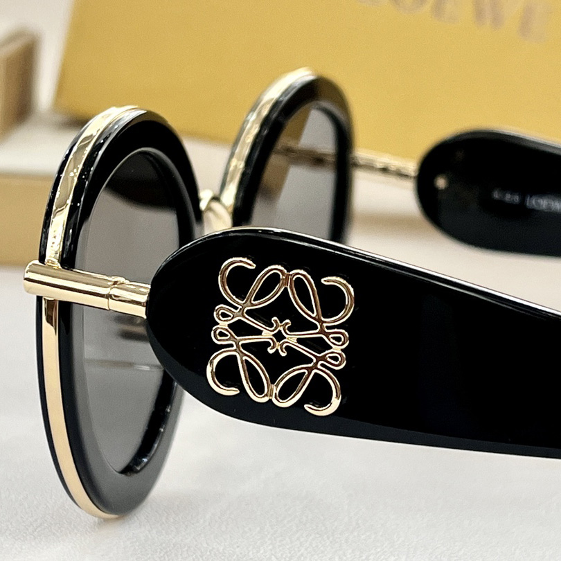 Loewe Metal Daisy Sunglasses In Acetate In Metal - EUR FASHION