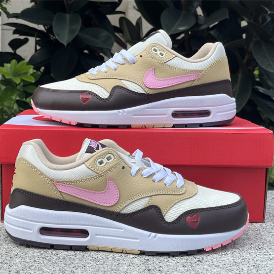 Nike Air Max 1 Sneaker   FZ4346-200 - EUR FASHION