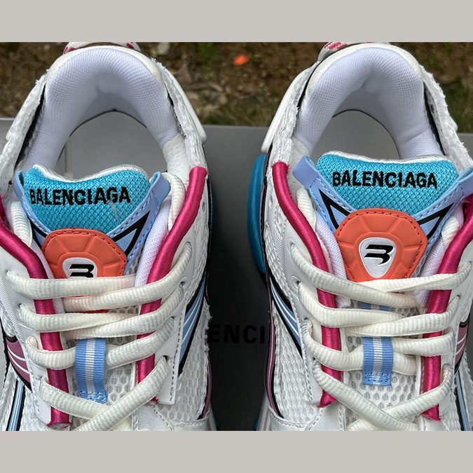 Balenciaga Runner Sneaker  - EUR FASHION