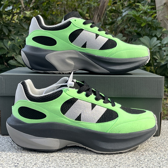 New Balance Warped Runner Sneakers    UWRPDKOM  - EUR FASHION